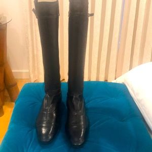 Vintage Chanel Boots soft leather low heels
